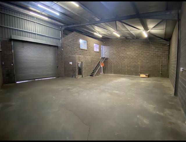 185M² WAREHOUSE TO LET IN BRIARDENE